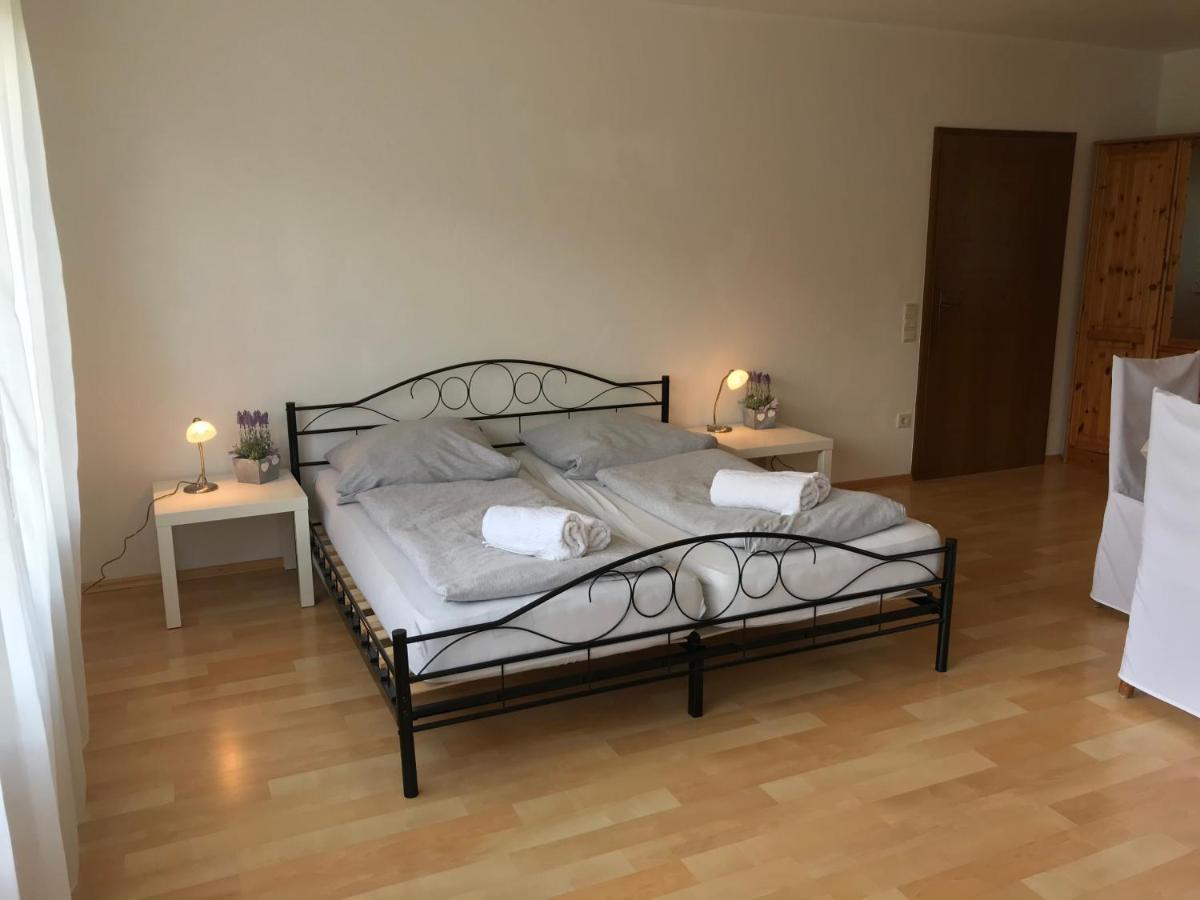 Gaestehaus Steinmann Apartment 2 Zimmer Милтенберг Екстериор снимка